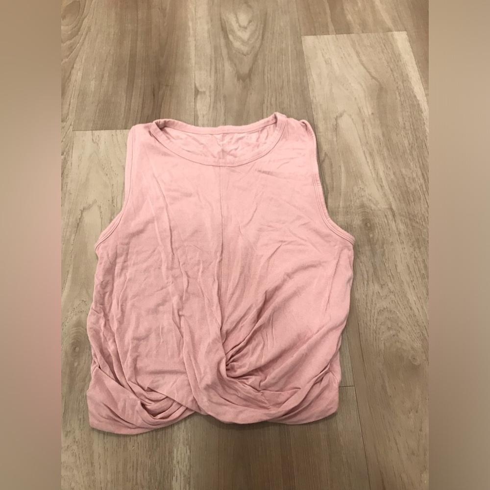 Alo yoga cover tank *Read* - Picture 2 of 11